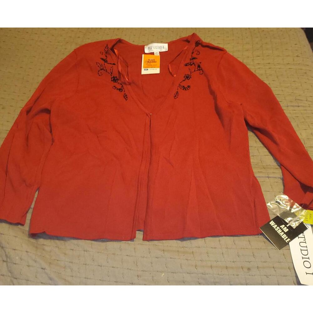 Studio Women’s Red Knit Cardigan Sweater Size 14 New With Tags